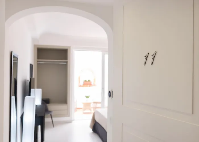 Private Bathroom King Room